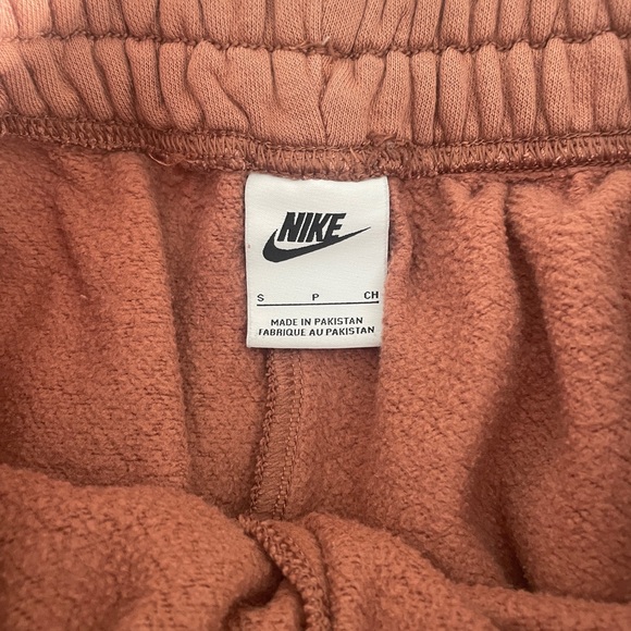 Nike clay color Sweatpants - Picture 6 of 6